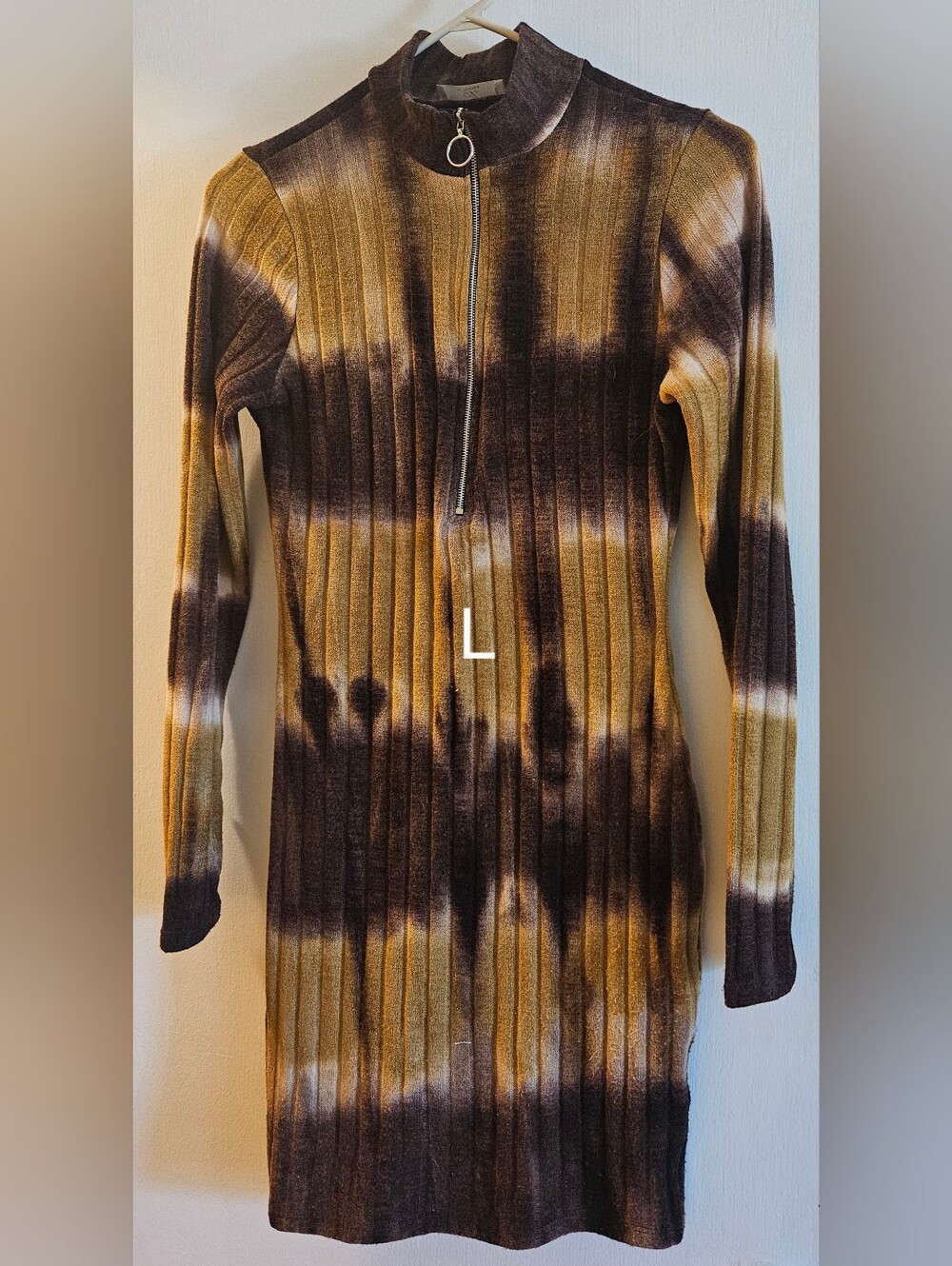Long Sleeve Ribbed Tie-Dye Knit Dress in Brown & Cream